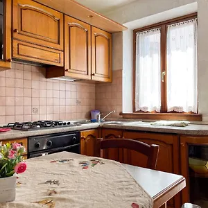 Al Centro E Vicina Al Casa vacanze Farra d'Alpago