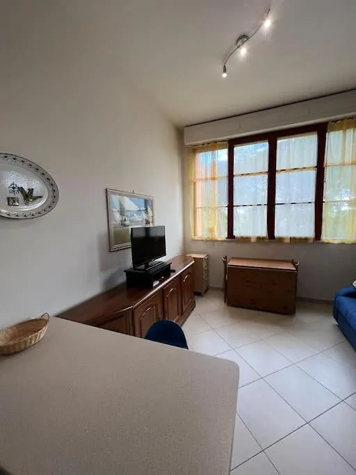 Casa Boss Tirrenia Stella Maris, Con Accesso Spiaggia Calambrone 0*,