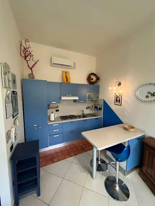 Casa Boss Tirrenia Stella Maris, Con Accesso Spiaggia 칼람브로네 0*,  이탈리아